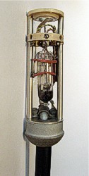 Mikrofon Neumann CMV 571 - rozebraný