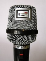 Mikrofon Telefunken TD 300 - detail indikátoru vybuzení a regulátoru úrovně
