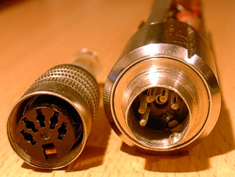Konektor mikrofonu AMC 420typu DIN