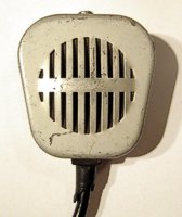 Mikrofon TESLA QN 618 16 - čelní pohled
